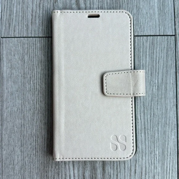 SafeSleeve | Cell Phones & Accessories | Safesleeve Detachable For Iphone 3 13 Pro Beige Euc | Poshmark SafeSleeve | Cell Phones & Accessories | Safesleeve Detachable For Iphone 3 13 Pro Beige Euc | Poshmark